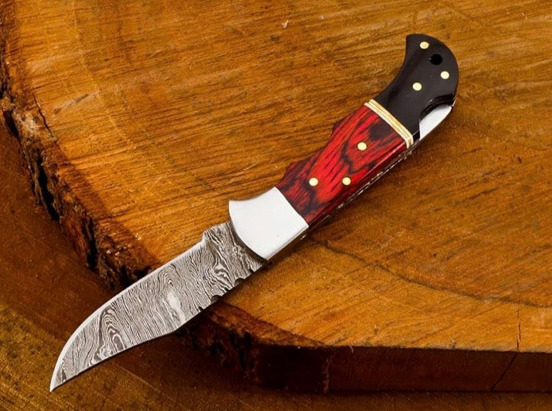 Handmade Damascus Pocket Knife – Buffalo Horn & Wood Handle with Leather Sheath